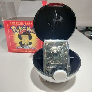 Pokemon 23K Gold-Plated Trading Card (Red Box) - Pikachu